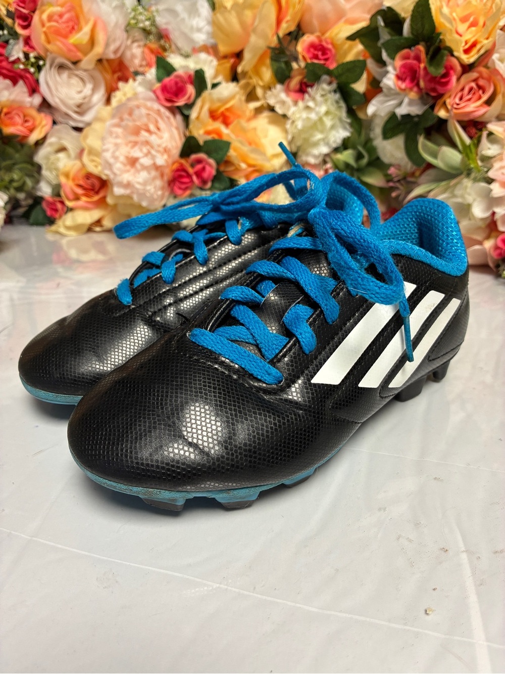 adidas PGD 769008 Youth Soccer Cleats Black White Blue Molded Studs Size 1
